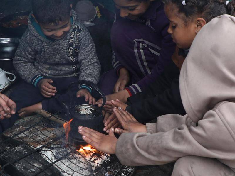 ：以列阻攔重型機(jī)械進(jìn)入加沙 妨礙遺體搜尋:重型機(jī)械