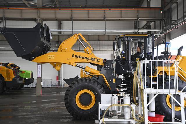 西部陸海新通道賦能機(jī)械設(shè)備產(chǎn)業(yè)高質(zhì)量發(fā)展:機(jī)械設(shè)備