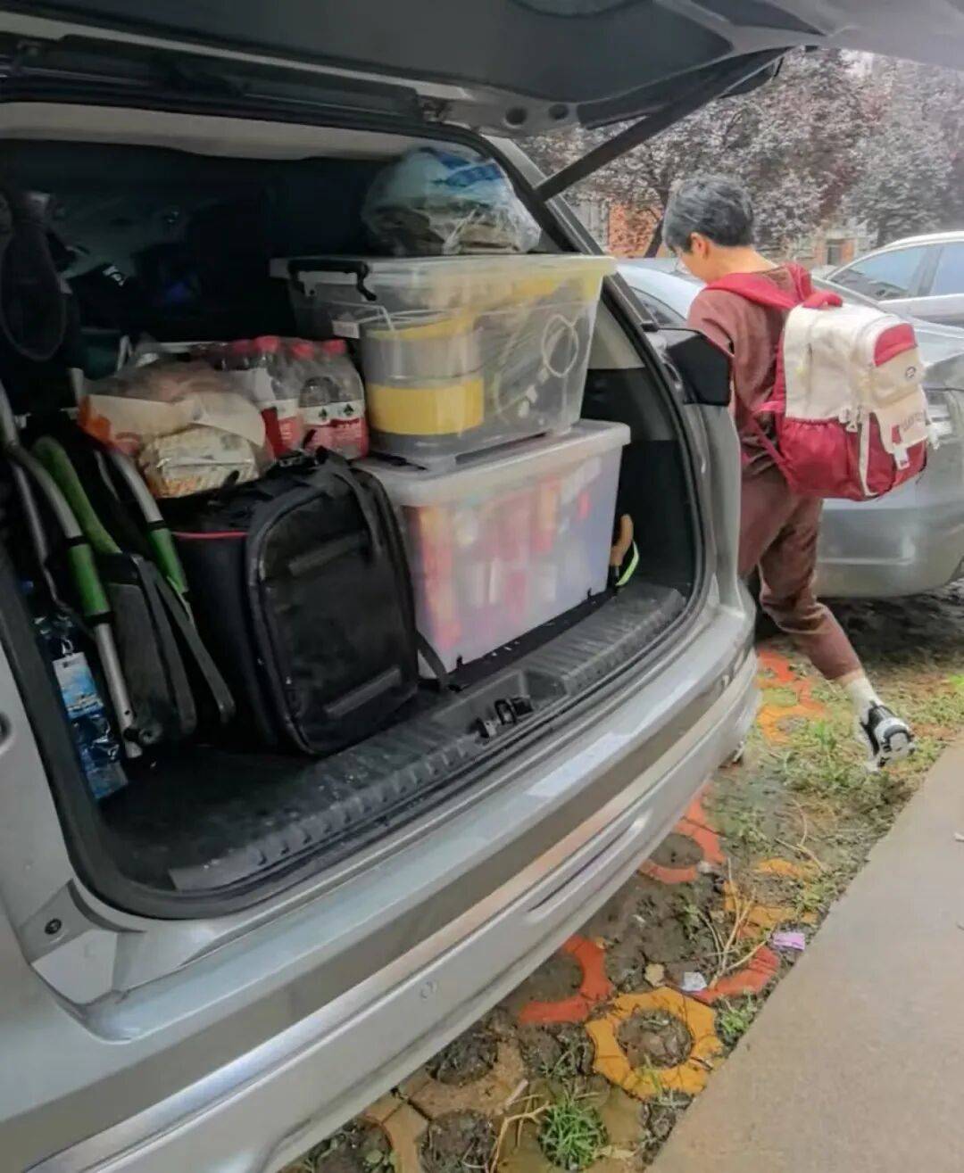 醫(yī)生斷言“活不過2歲”的鄭州罕見病女孩<strong></p>
<p>機(jī)械制造
</strong>，24歲“帶傷出征”，開啟西藏之行:機(jī)械制造
